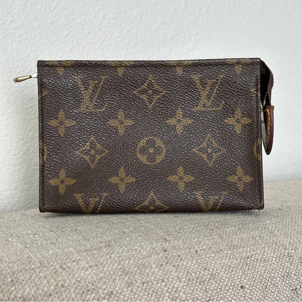Louis Vuitton Monogram Petit Bucket PM Pouch